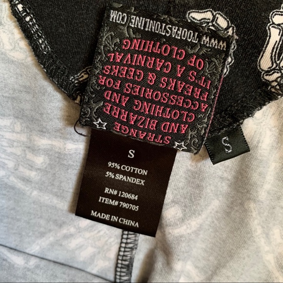 Skeleton Hand & Spike Strap flowing tank 💀🖤🤘 - Picture 10 of 10